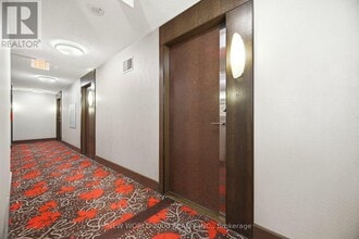 2 Eva Rd in Toronto, ON - Building Photo - Building Photo