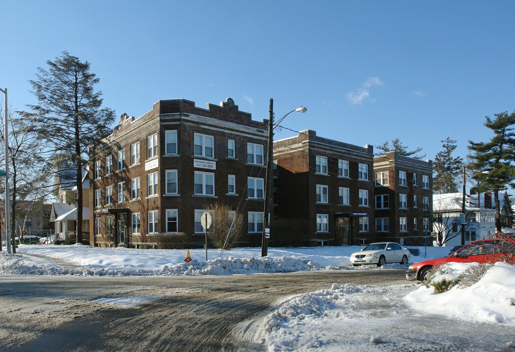 421 Washington St in Hartford, CT - Foto de edificio