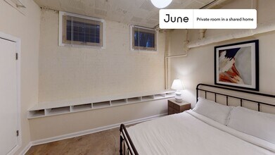 Room in Shared 5 bed/2 bath home, Unit C in Washington, DC - Foto de edificio - Building Photo