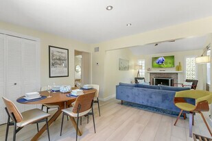 1449 NE 23rd St in Wilton Manors, FL - Building Photo