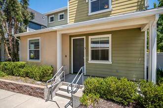 3591 Sacramento Dr, Unit 3 in San Luis Obispo, CA - Building Photo - Building Photo