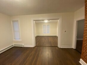 53 Sumner St, Unit 2 in Pawtucket, RI - Building Photo - Building Photo