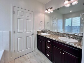 3415 Brimhall Ln in Clovis, CA - Building Photo - Building Photo