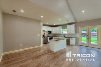 5617 Kerry Ln in Garland, TX - Building Photo - Building Photo