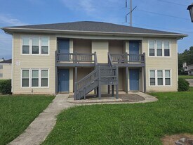 12105 Carriage Ct SE in Huntsville, AL - Building Photo