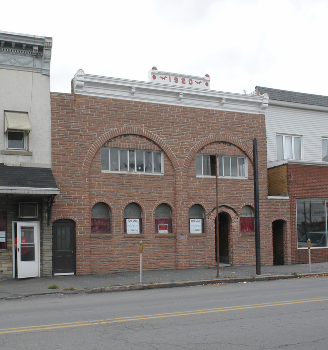 10 N Kennedy St in Mcadoo, PA - Building Photo - Building Photo