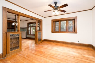 3335 1st Ave S in Minneapolis, MN - Building Photo - Building Photo