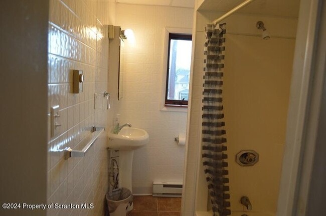 211 S Main St in Pittston, PA - Building Photo - Building Photo