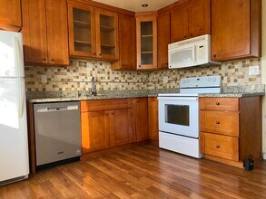 166 Echo Ave, Unit 3 in Campbell, CA - Foto de edificio - Building Photo