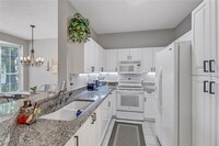 57 Silver Oaks Cir in Naples, FL - Building Photo - Building Photo