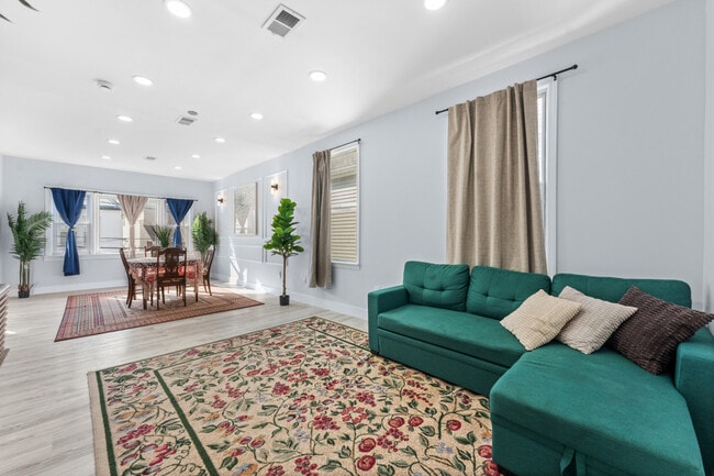 property at 23 Obrien Ct