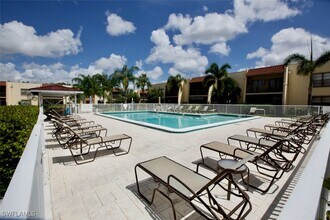 12515 McGregor Blvd in Ft. Myers, FL - Building Photo - Building Photo