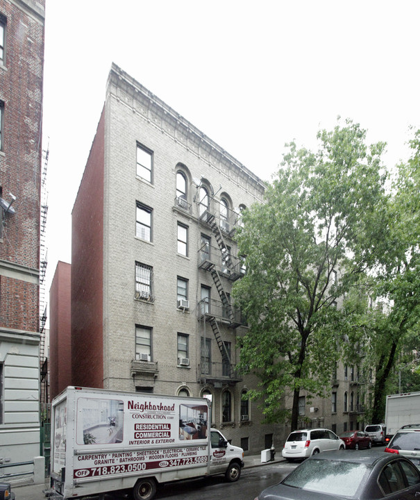 559 W 172nd St in New York, NY - Building Photo