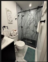 7325 N Augusta Dr in Hialeah, FL - Building Photo - Building Photo