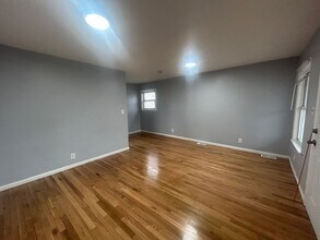 410.5 Fisher Ave in Neptune, NJ - Building Photo - Building Photo