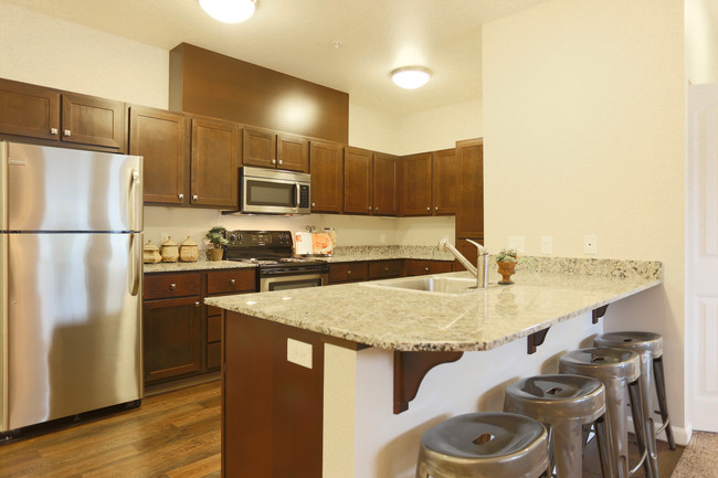 Keizer Station Apartments in Keizer, OR - Building Photo - Interior Photo