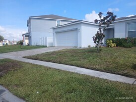 1220 Salisbury Dr in Winter Haven, FL - Building Photo