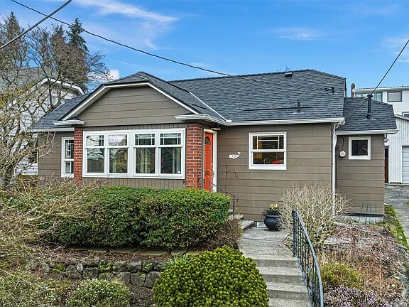 538 NE 81st St in Seattle, WA - Building Photo
