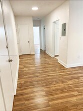 7510 Byron Ave in Miami Beach, FL - Building Photo - Building Photo