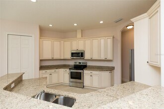 15 Eastwood Dr in Palm Coast, FL - Building Photo - Building Photo