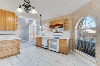 2655 Lakeforest Ct in Dallas, TX - Building Photo - Building Photo