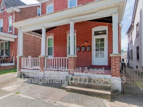 14 W 3rd St in Pottstown, PA - Building Photo - Building Photo