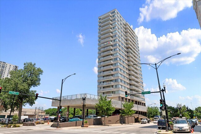 property at 5601 N Sheridan Rd