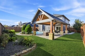 3815 Patras Dr in Pasadena, TX - Building Photo - Building Photo