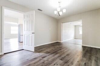 635 38th St S in St. Petersburg, FL - Building Photo - Building Photo