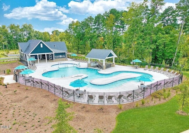 116 Fideaux Blvd