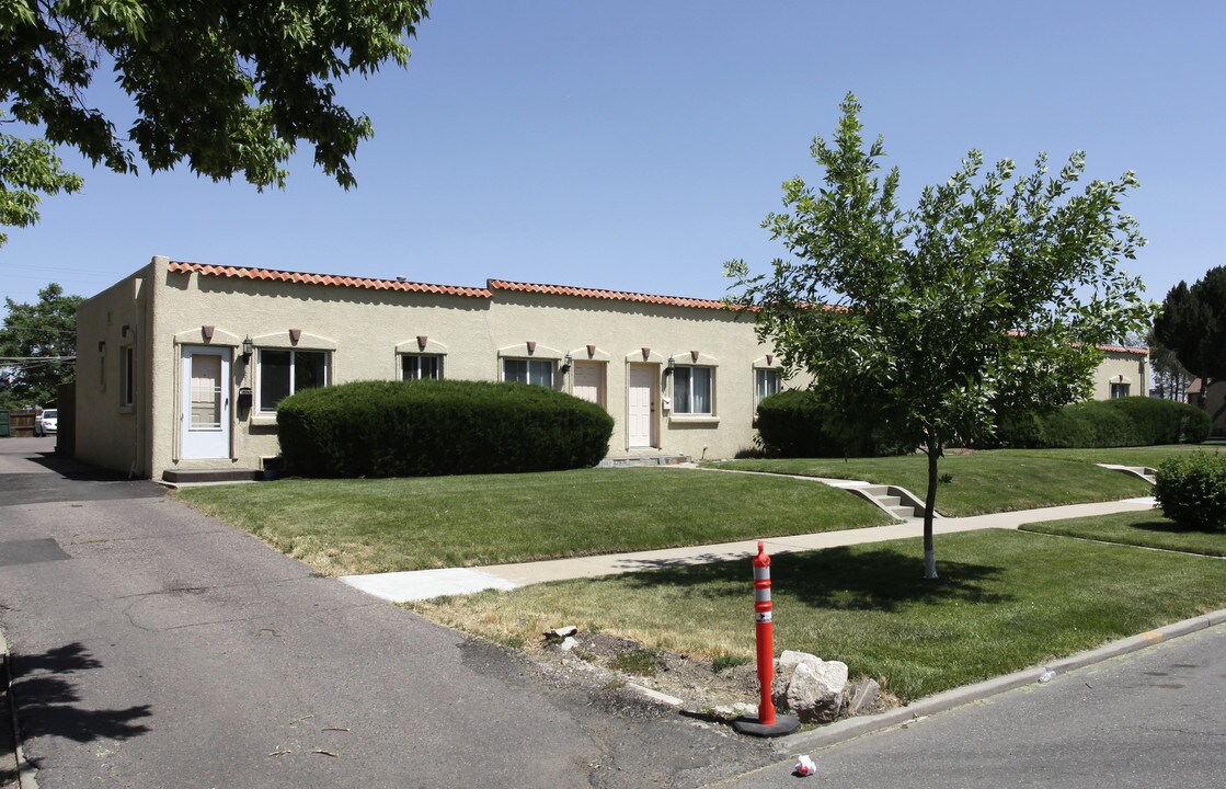 Townhomes at Mile High in Denver, CO - Building Photo