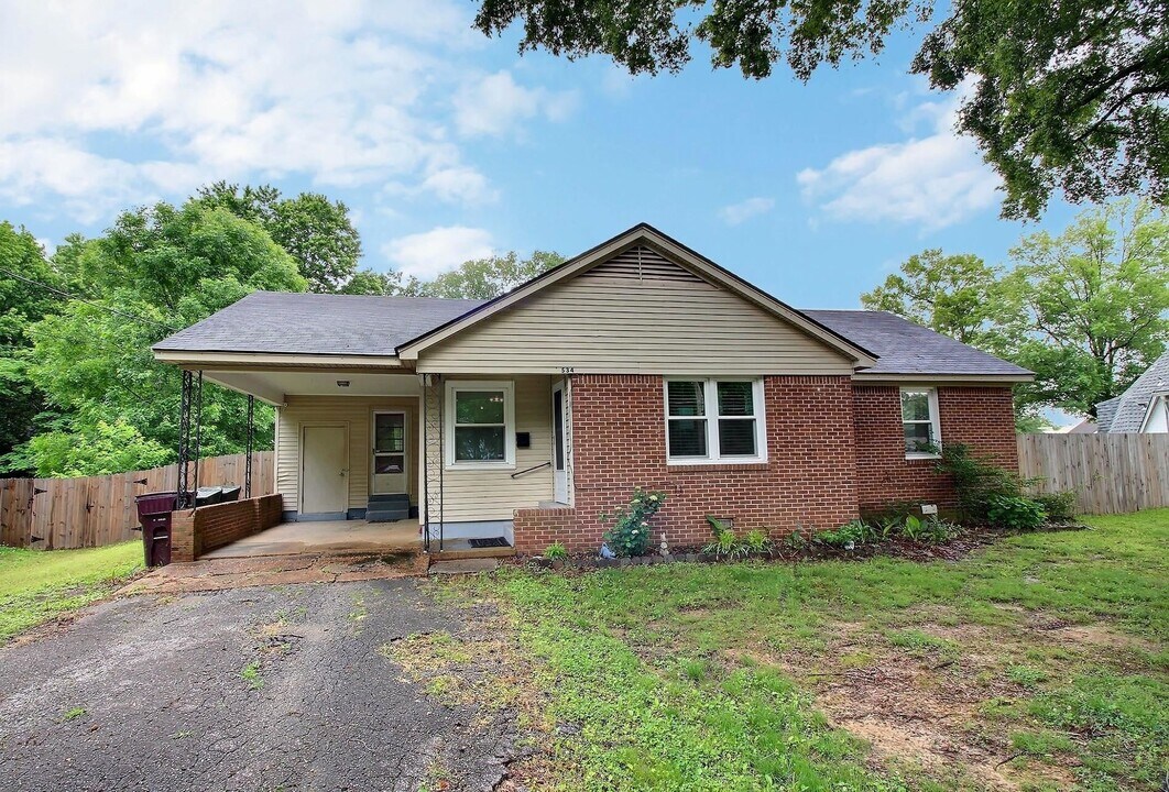 534 S Center St in Collierville, TN - Building Photo