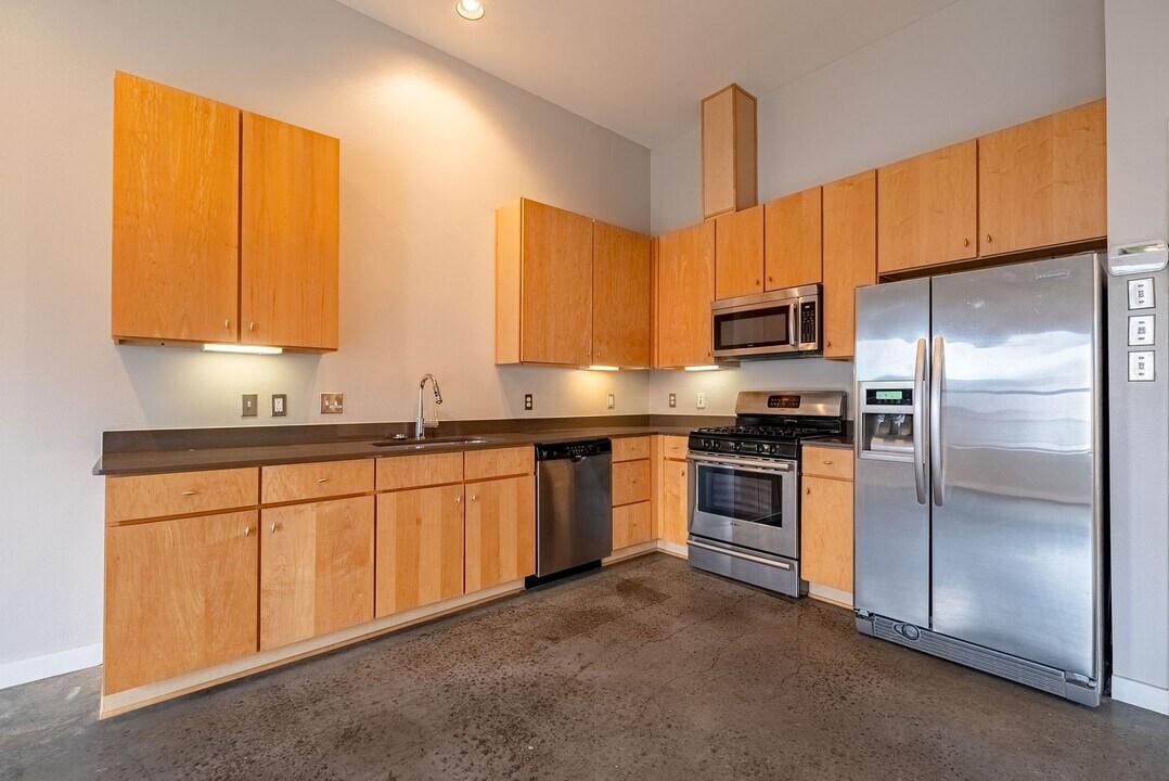 6000 S Congress in Austin, TX - Building Photo