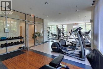 7178 Collier St in Burnaby, BC - Building Photo - Building Photo