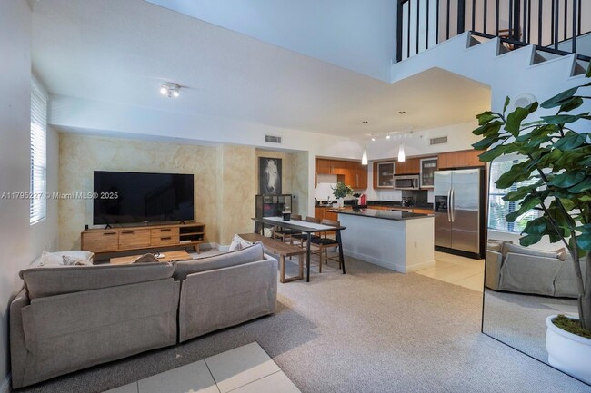 888 Douglas Rd in Coral Gables, FL - Building Photo - Building Photo