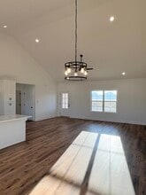 5380 Freesia Ln in Bowling Green, KY - Building Photo - Building Photo