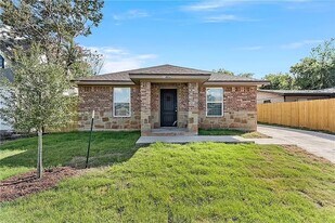 1108 N 9th St in Waco, TX - Building Photo