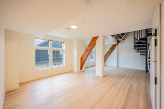 Sanctuary Lofts in Minneapolis, MN - Foto de edificio - Interior Photo