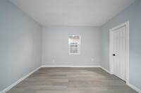 1321 Bayou St photo'