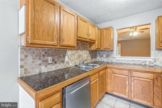 111 Gateway Dr in Newark, DE - Building Photo - Building Photo