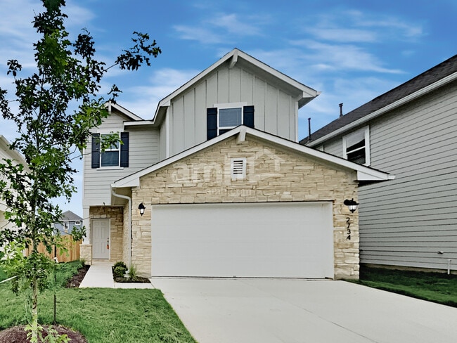 property at 2734 Meadowood Heights