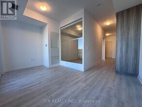 15 Richardson St in Toronto, ON - Building Photo - Building Photo