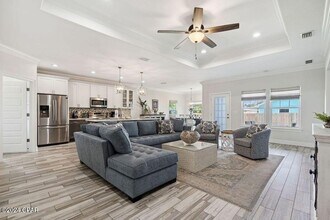 4009 Silver Sands Rd in Panama City, FL - Building Photo - Building Photo