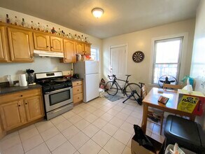 55 Hillside St, Unit 2 in Boston, MA - Building Photo - Building Photo