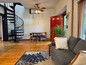 29 Eld St, Unit 806 in New Haven, CT - Building Photo - Building Photo
