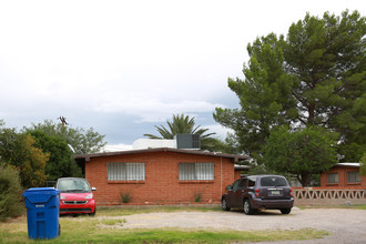 1310-1312 N Venice Ave in Tucson, AZ - Building Photo - Building Photo