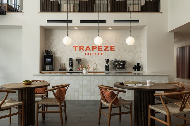 Livano Springdale in Louisville, KY - Building Photo - Building Photo