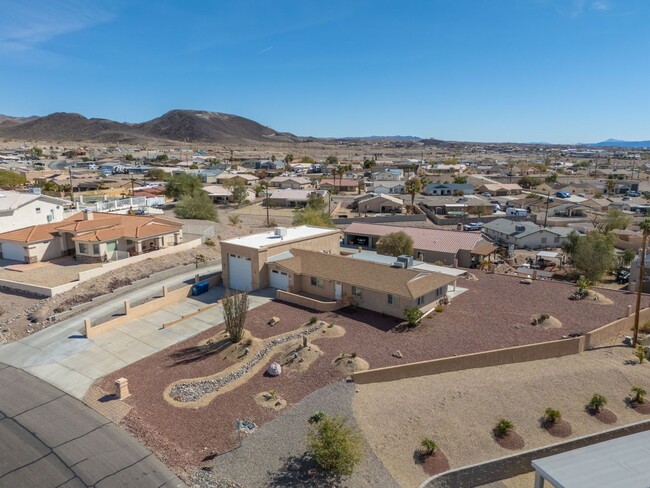 3910 Coral Reef Dr in Lake Havasu City, AZ - Building Photo - Building Photo