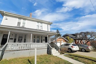 1336 Sullivant Ave in Columbus, OH - Building Photo - Building Photo