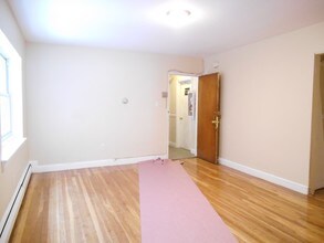 67 Chiswick Rd-Unit -4 in Brighton, MA - Building Photo - Building Photo